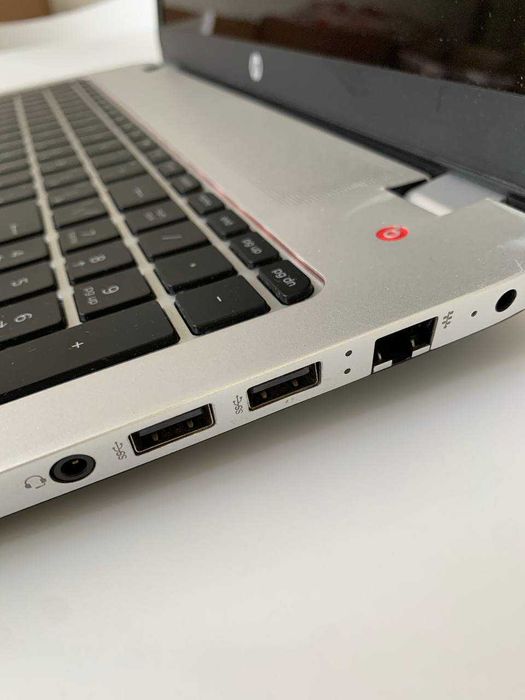 Ноутбук HP ENVY 15-j040er