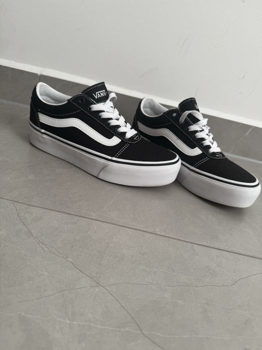 Nowe buty VANS.
