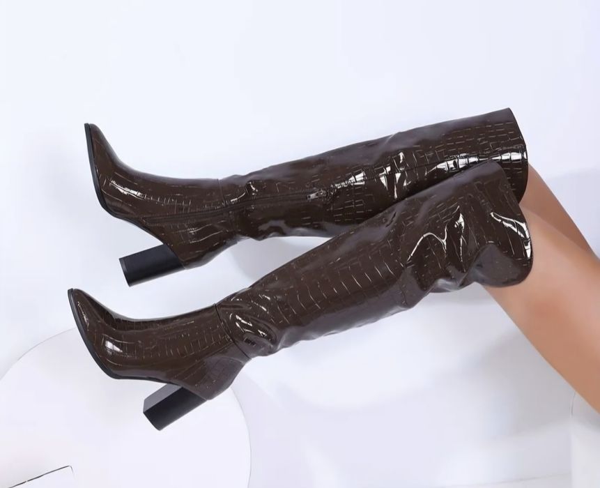 Nowe czekoladowe kozaki