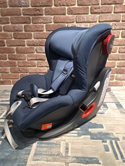 Автокрісло Britax Romer King II ATS Група 1 (від 9 до 18кг)
