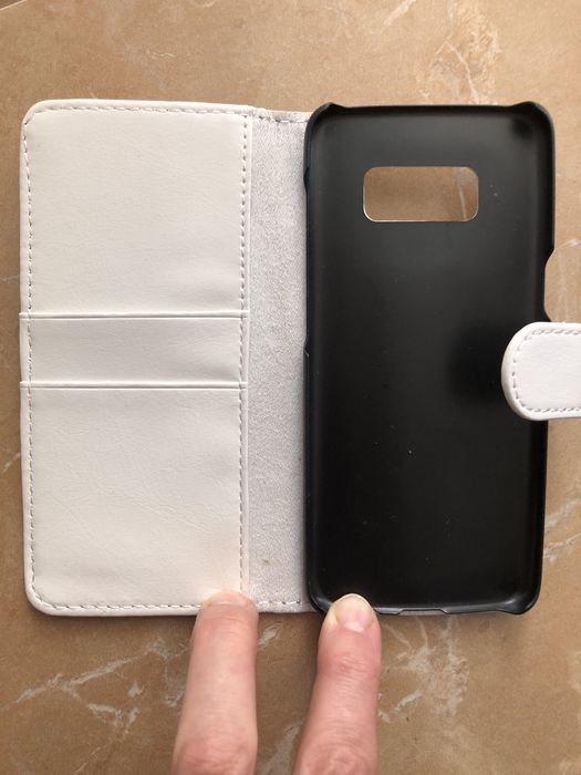 Продам новый чехол на телефон Galaxy S8