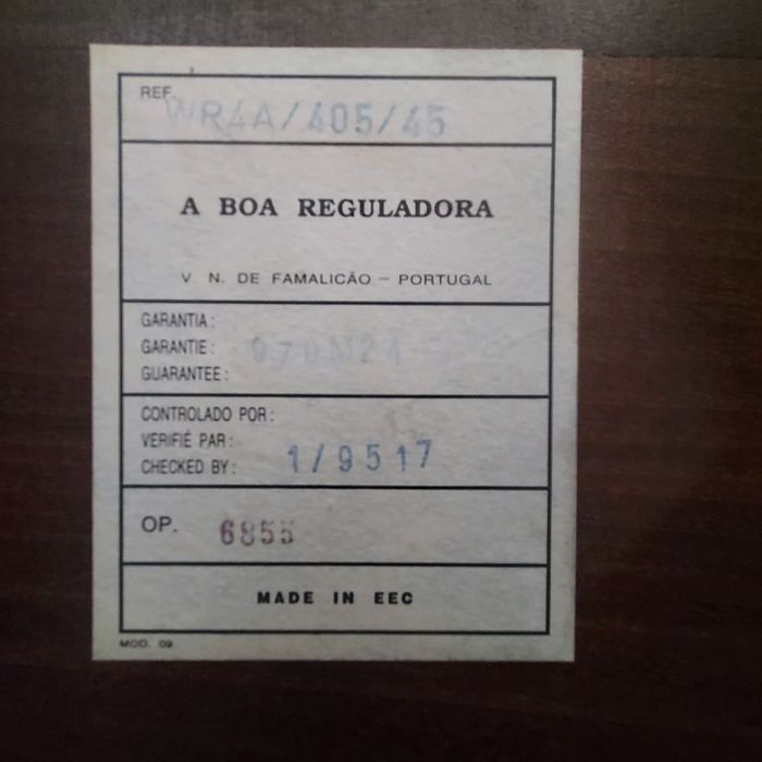 Relógio de Parede Reguladora 
Fabricado em Portugal. F
