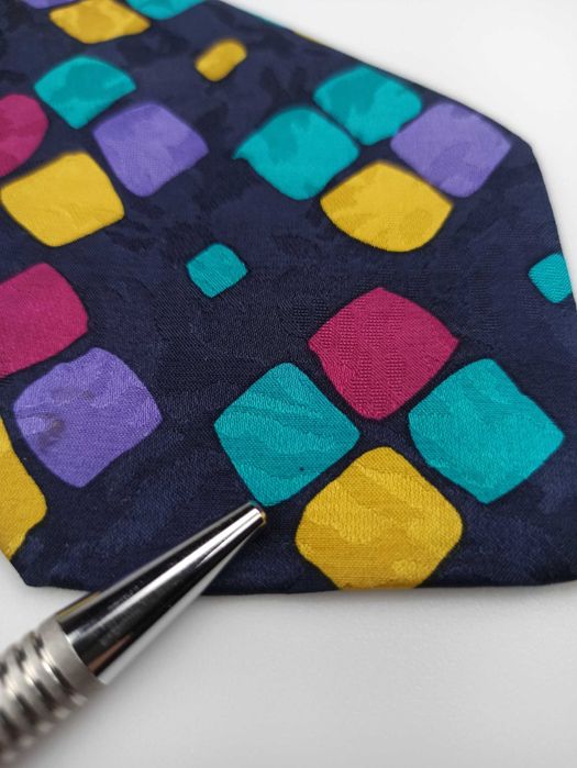 cacharel paris granatowy jedwabny krawat geometryczny mpe74