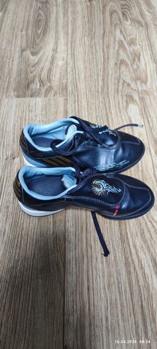Buty sportowe dziecięce Adidas f10