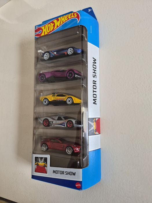 Motor Show Pack 5x Hot Wheels 2023