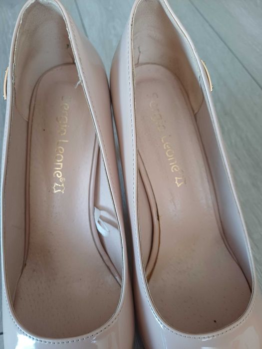 Buty na obcasie damskie