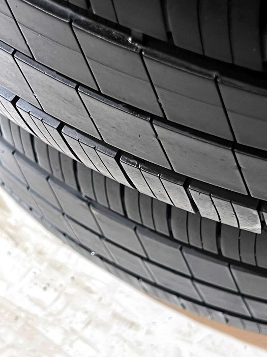 Pneus Goodyear Efficient Grip Performance - 195/55/20 - Como NOVOS