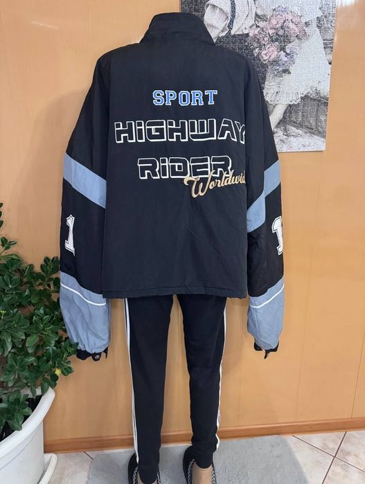 Жіноча куртка PLT