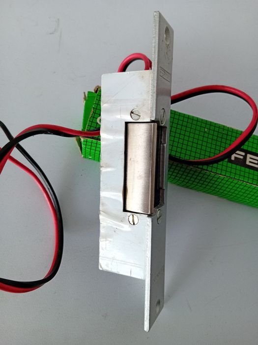 Fechadura eletrica fermax nova