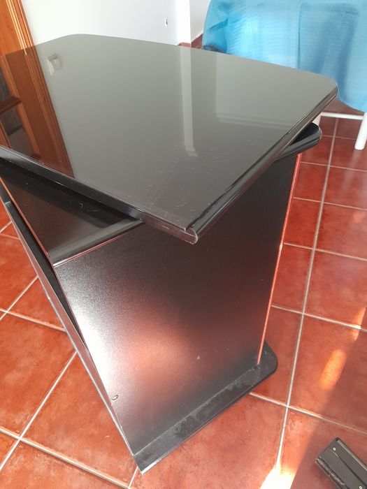 Movel pata tv ou outro uso que lhe queira dar muito bom