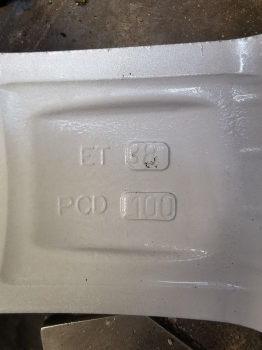 Felgi aluminiowe 17" 4x100 ET38 7J DEZENT