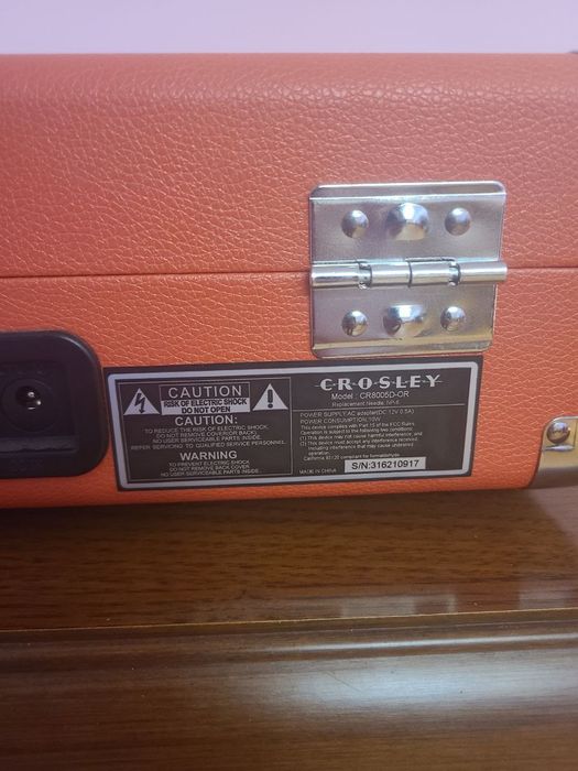 Вініловий програвач Crosley Cruiser Bluetooth Red