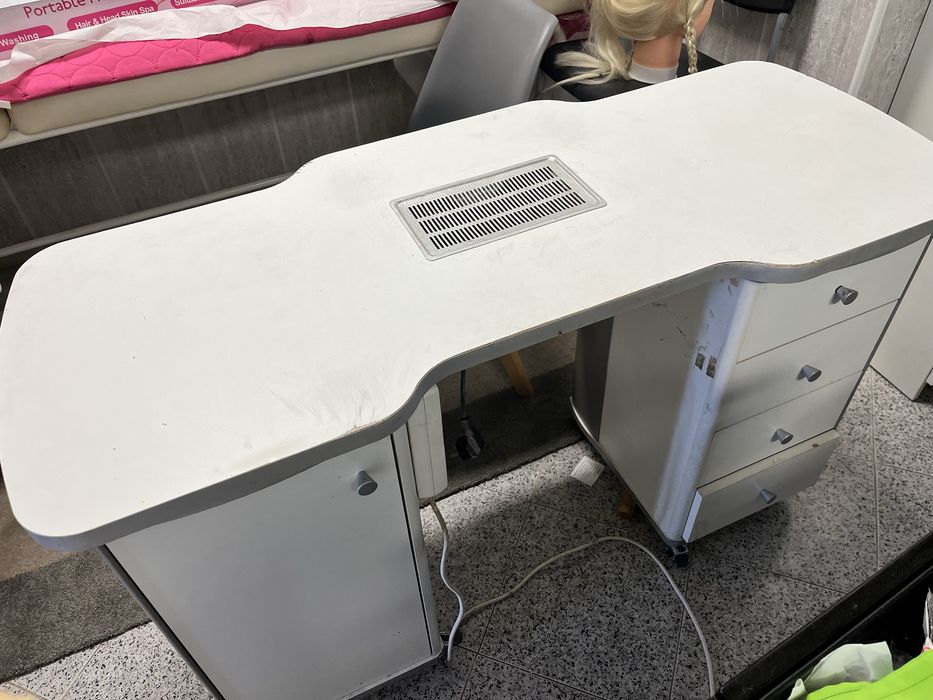 Mesa manicure com aspirador