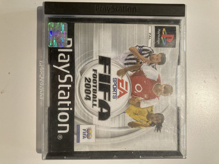 Jogo FIFA 2004 Ps1