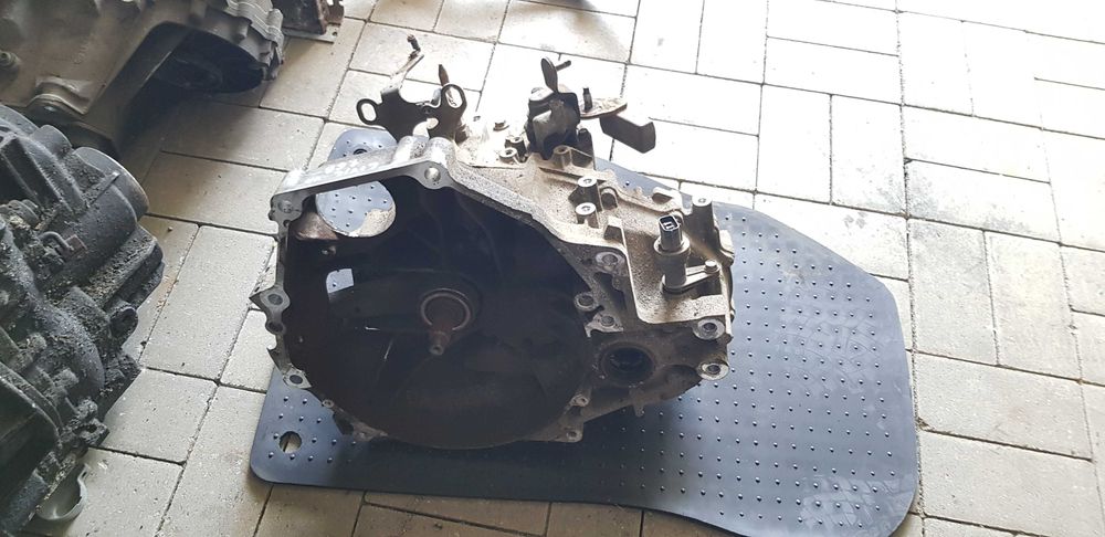 Honda Civic 7 VII 1.6 b D16V1 V-tec skrzynia biegów manualna