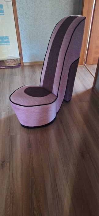 Fotel fioletowy używany