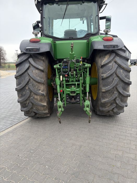 John Deere 7200R