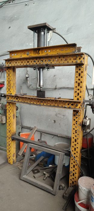 Prasa hydrauliczna