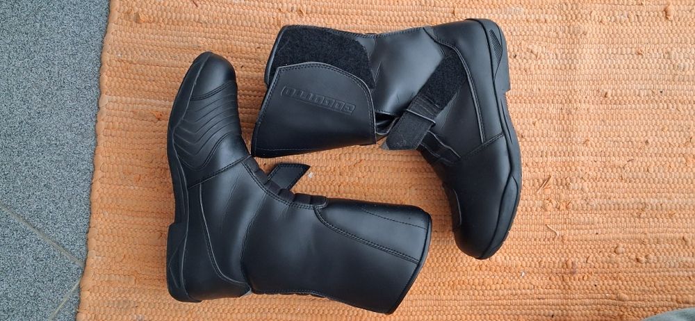 Botas de mota sola de  borracha antiderrapante