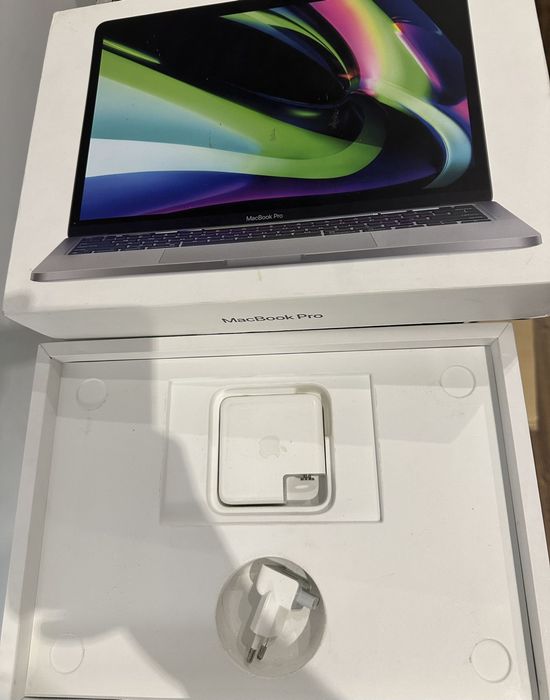MacBook pro 13 процесор  M1