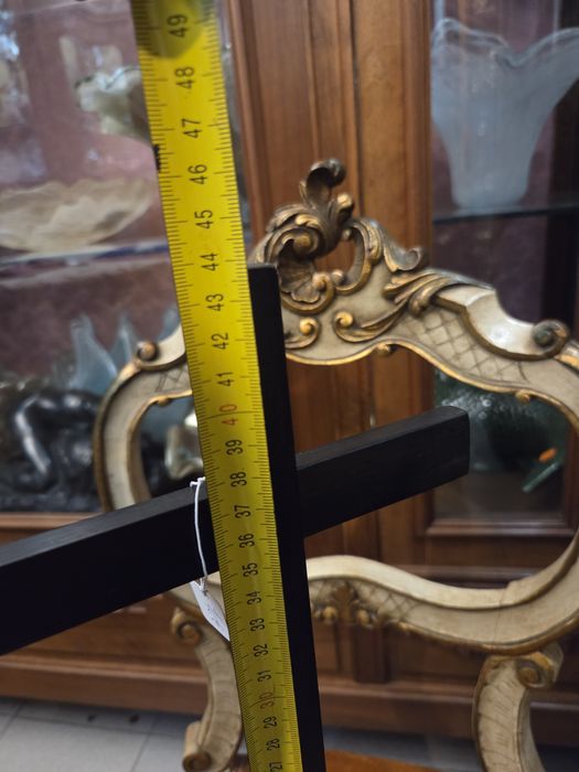 Crucifixo para cisto em pau santo