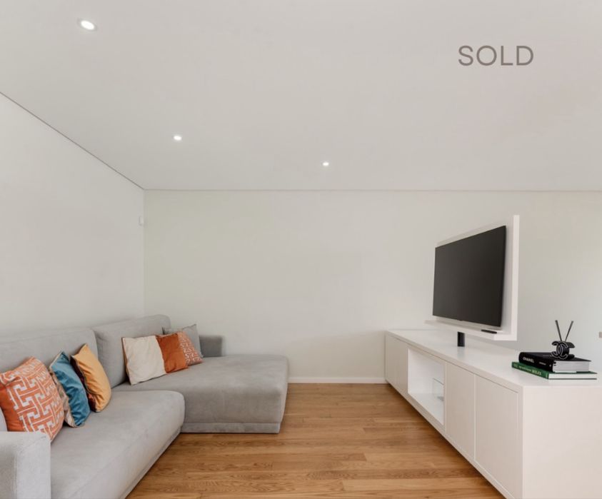 Movel de TV, com lareira em bioetanol