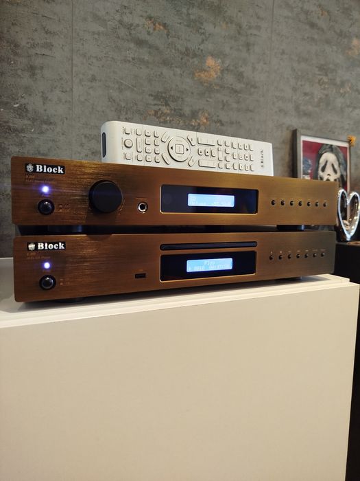 Wzmacniacz Block V250 + Block CD/MP3 C250 pilot bardzo ładny stan 40Watt.