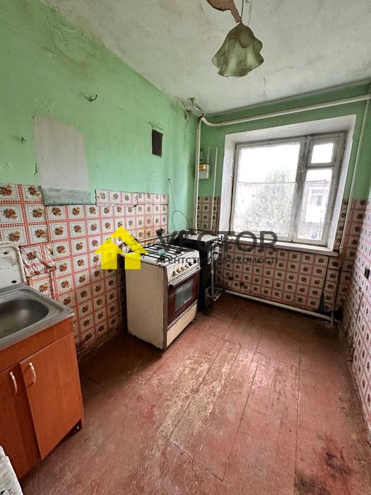 Двокімнатна квартира в цегляному будинку с. Тахтаулове
