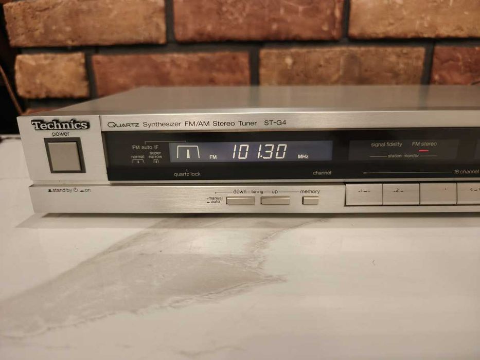 TECHNICS ST-G4 ! Porządny tuner radiowy ! Srebrny