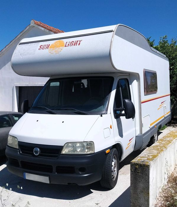 Autocaravana Fiat Ducato - 6 lugares