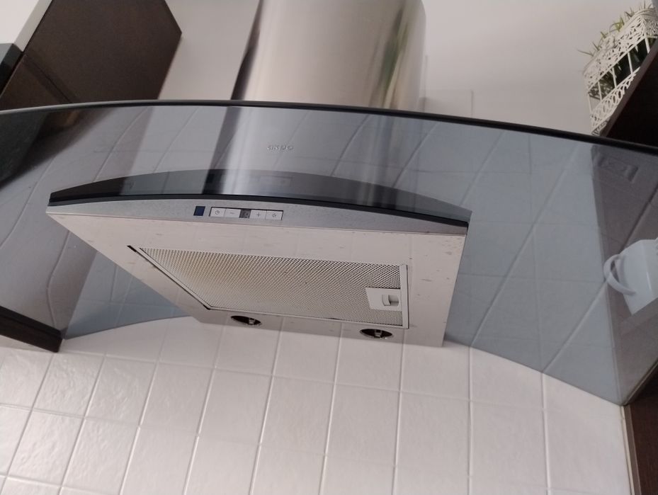 Okap szklany sprawny