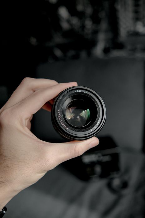 Voigtlander 40mm f1.2 e mount (ou Z mount com adaptador)