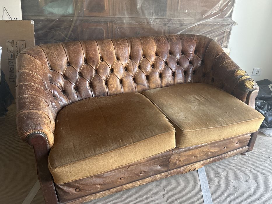 Chesterfield em pele