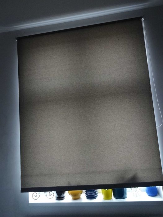 roleta szara 177x147