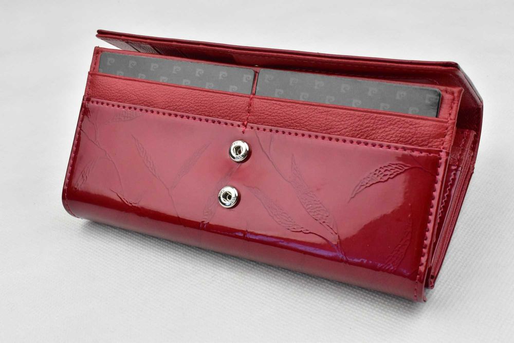 Portfel damski Pierre Cardin Red Leaf kolor czerwony