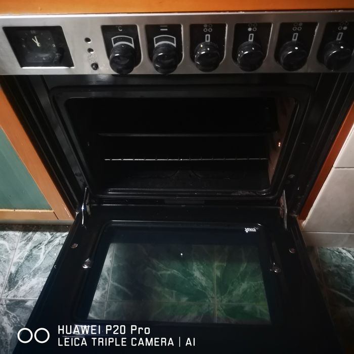 Forno + Placa 4 zonas vitrocerâmica + gás TEKA