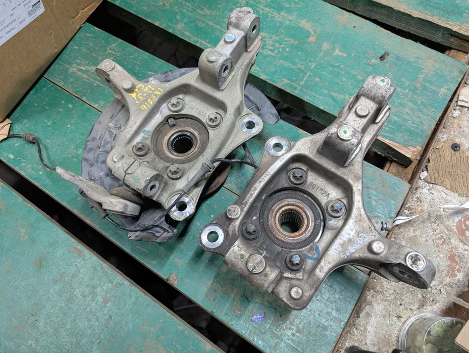 Усилитель бампере перед Jeep Compass 17-25