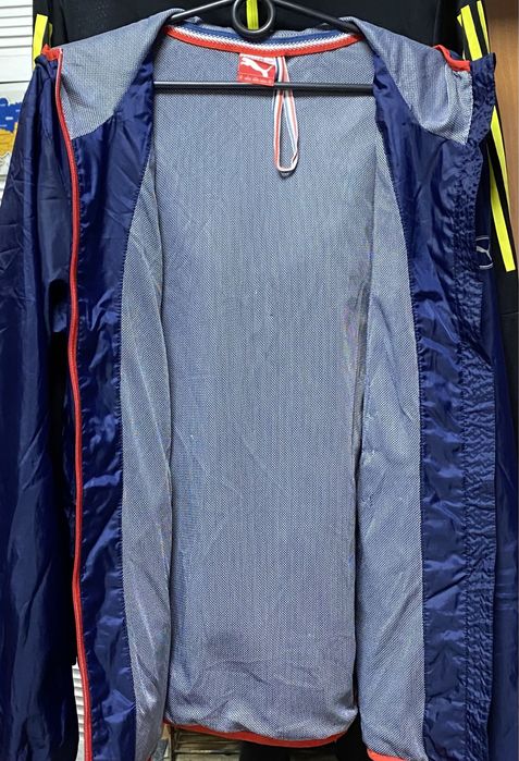 Оригінальна чоловіча вітровка Puma Fun Solid L-ка