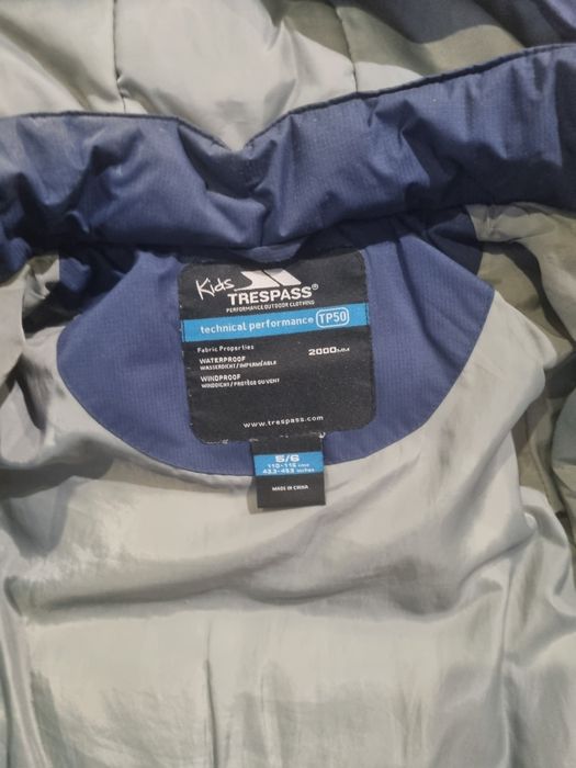 Продам куртки Trespass на дівчинку