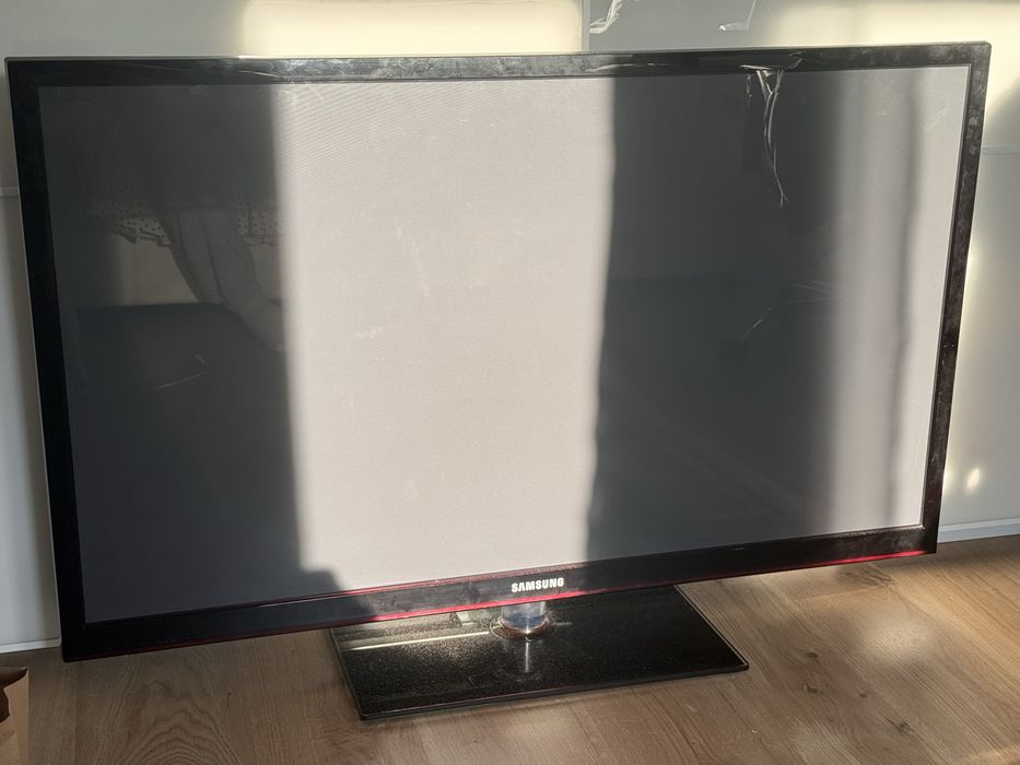 Telewizor Samsung + Xiaomi Smart TV