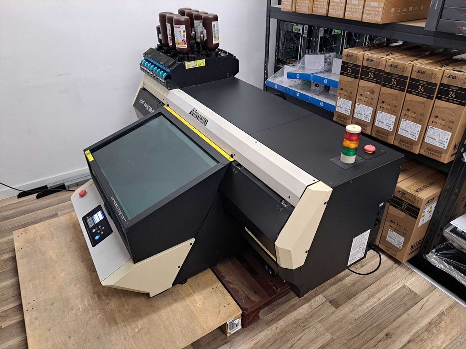 Mimaki UJF-6042 MKII, espetacular impressora UV