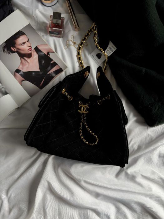 Сумка замшева Chanel 25 Mini Handbag Black/Gold