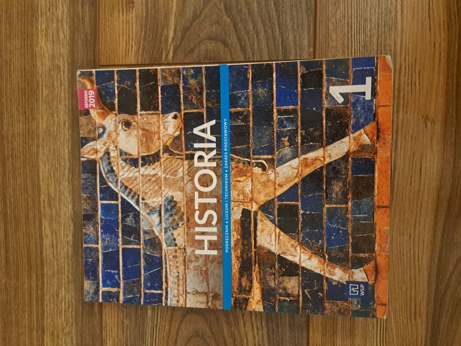 Książka od historii zakres podstawowy