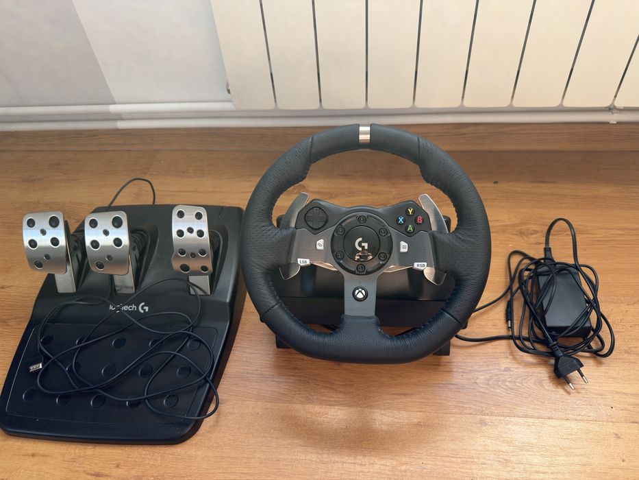 Logitech G920 (PC/Xbox) - JAK NOWA (Używana 5 tyg) + Pudełko