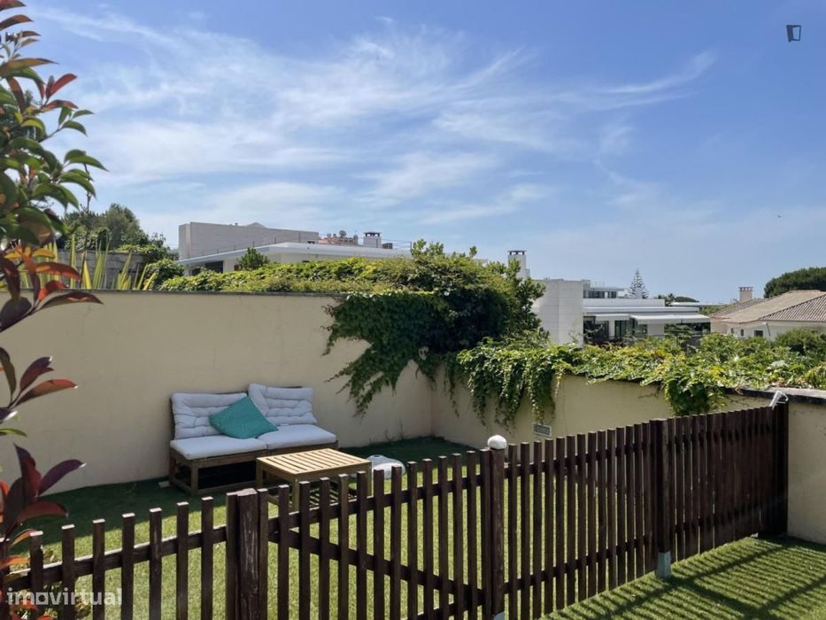 Apartamento com 1 quartos - localizado em Parede Lisbon