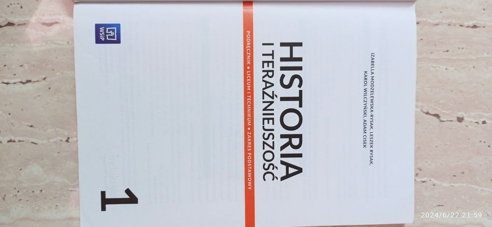 Historia i teraźniejszość 1, zakres podstawowy