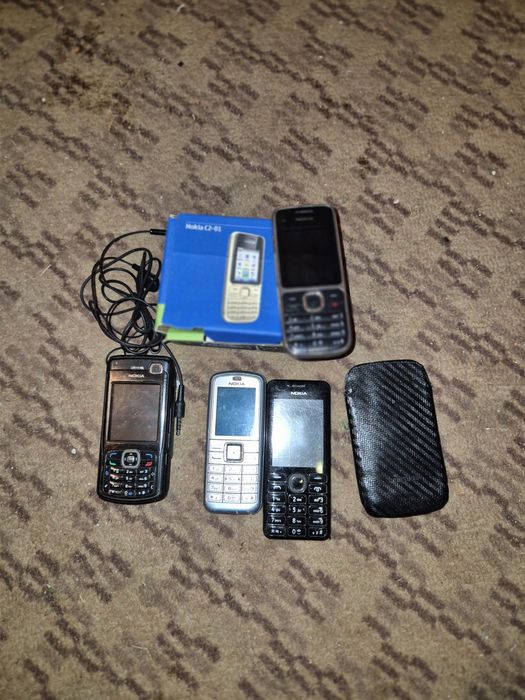 Stare telefony nokia