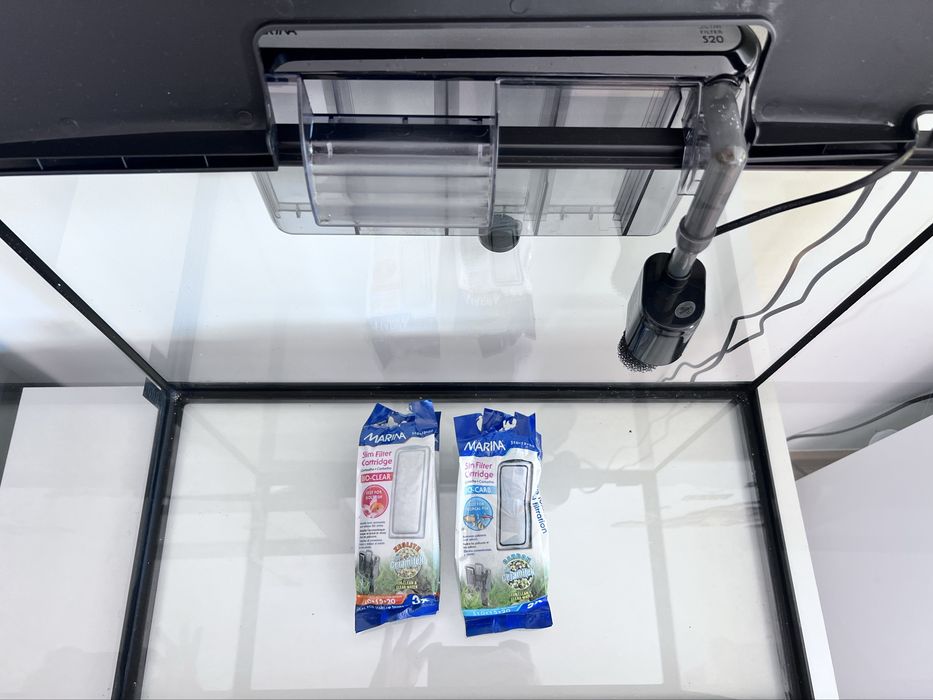 Aquário de 75 Lt MARINA , com filtro e luzes LED