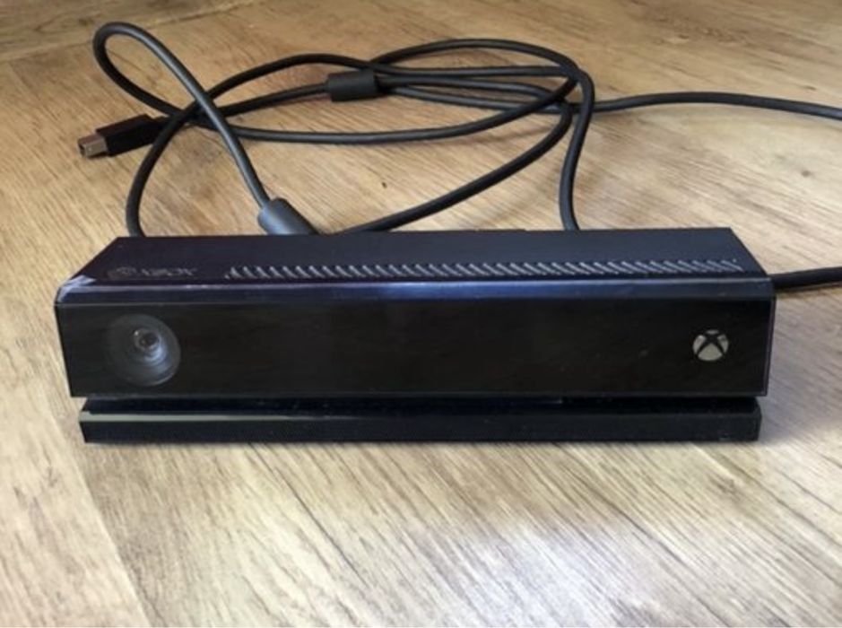 Konsola Xbox One S 4K UHD Gry Pad Kinect Fortnite Robblox Minecraft