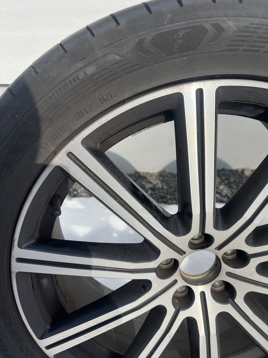 Комплект Volvo 5:108 R20 255/45/R20 Оригінал